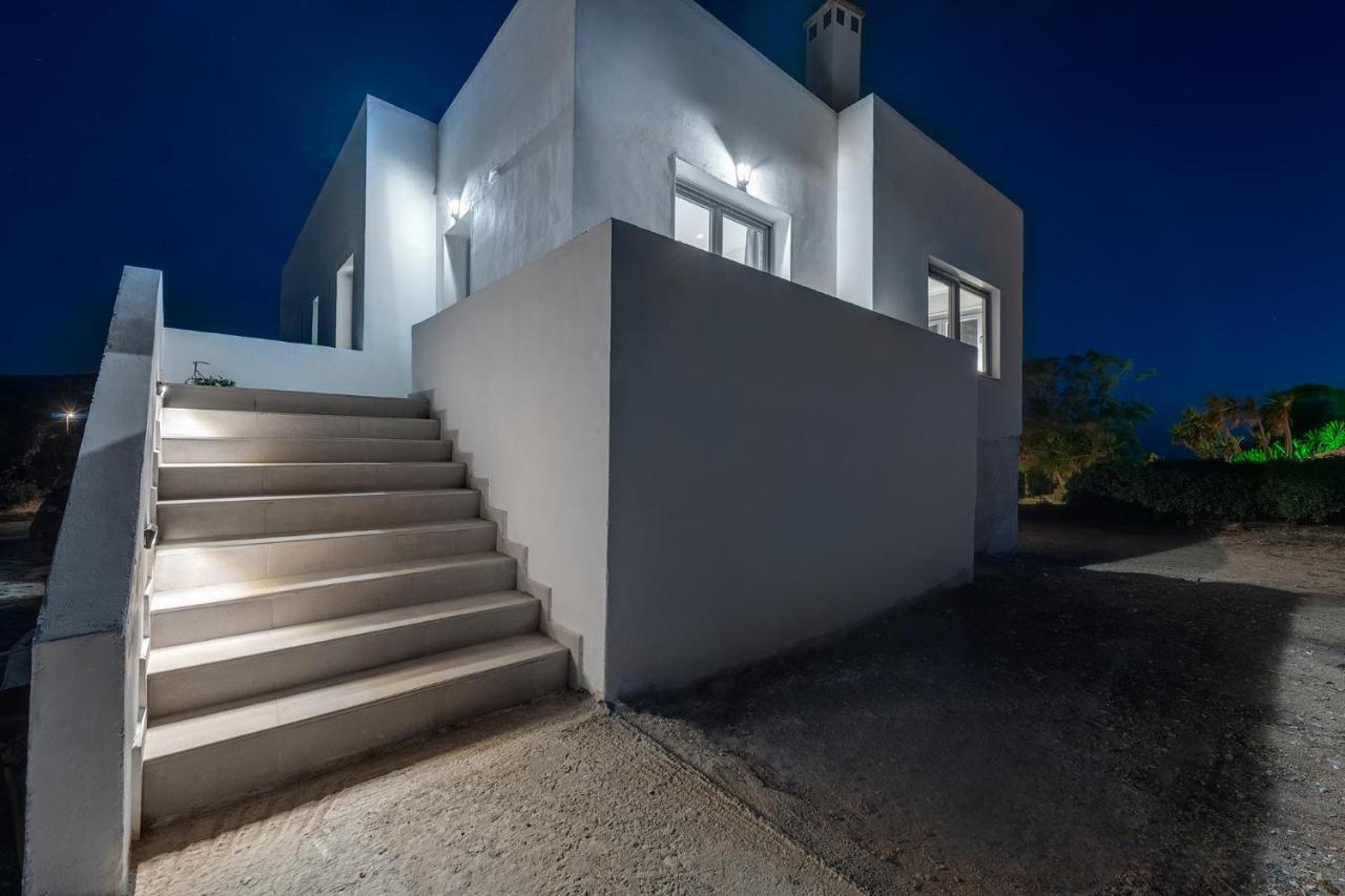 Chrysonisos Suites With Sunset & Seaviews Near Kini Dış mekan fotoğraf