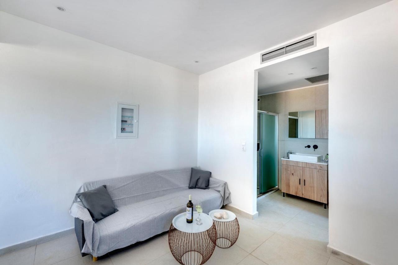 Chrysonisos Suites With Sunset & Seaviews Near Kini Dış mekan fotoğraf