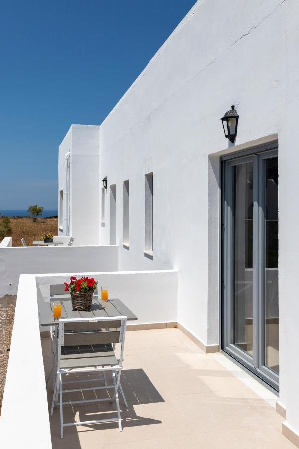 Chrysonisos Suites With Sunset & Seaviews Near Kini Dış mekan fotoğraf