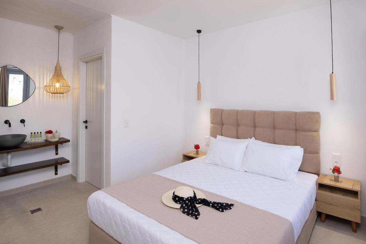 Chrysonisos Suites With Sunset & Seaviews Near Kini Dış mekan fotoğraf