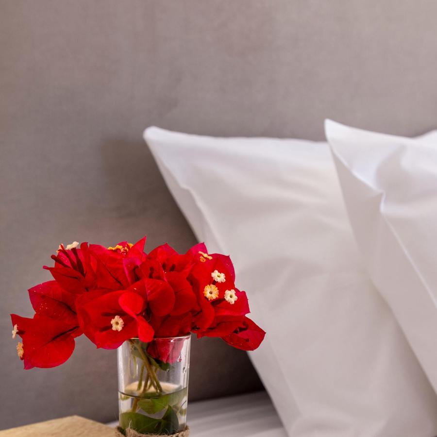 Chrysonisos Suites With Sunset & Seaviews Near Kini Dış mekan fotoğraf