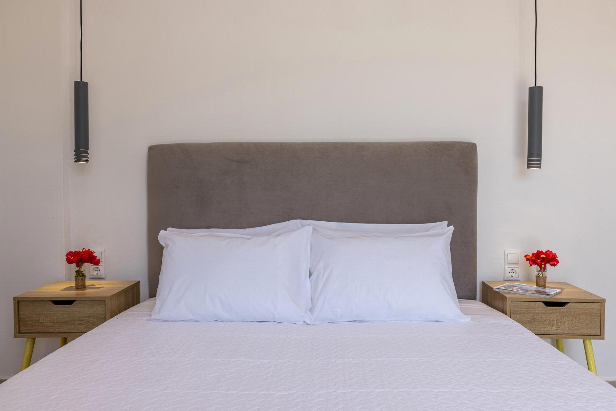 Chrysonisos Suites With Sunset & Seaviews Near Kini Dış mekan fotoğraf