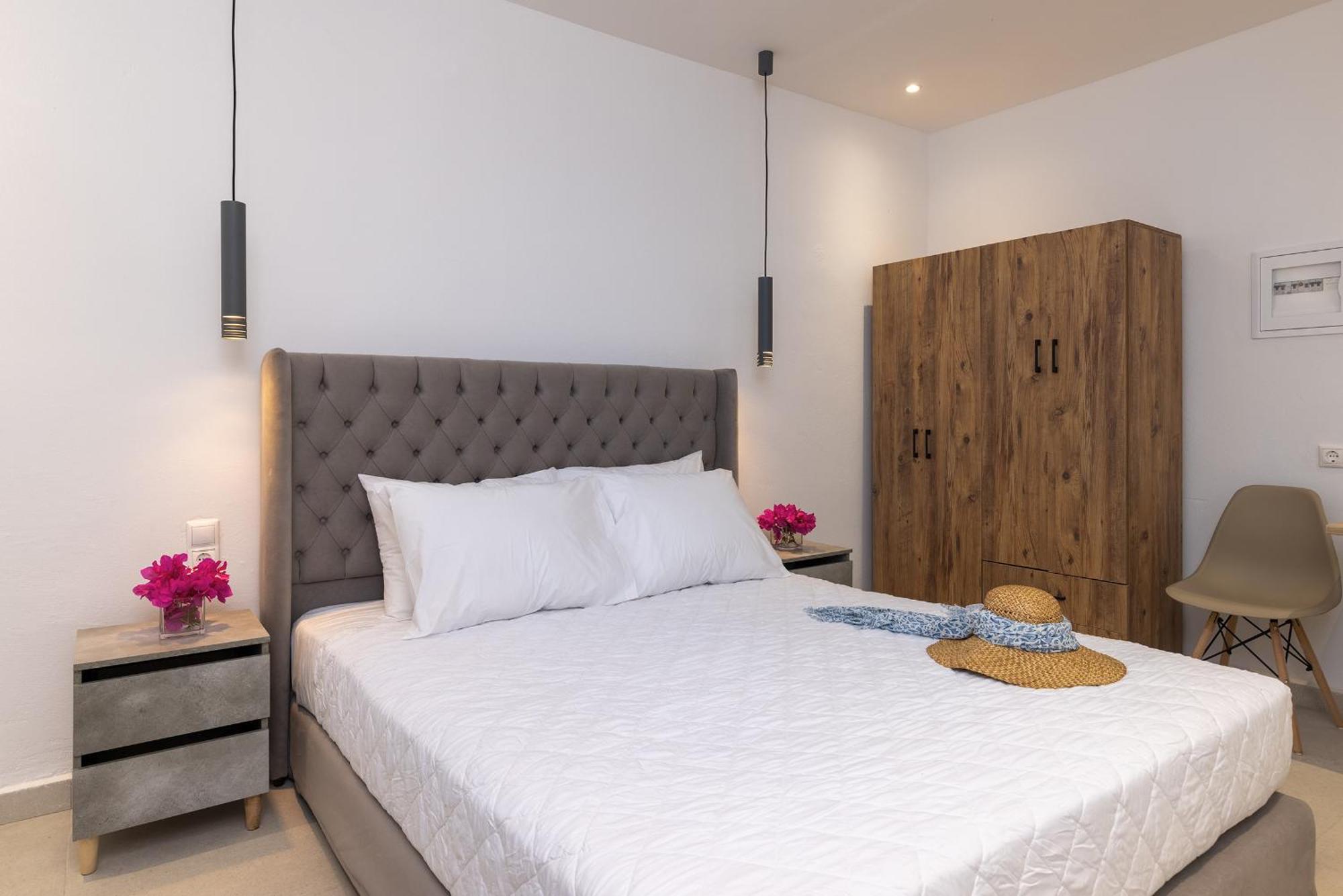 Chrysonisos Suites With Sunset & Seaviews Near Kini Dış mekan fotoğraf